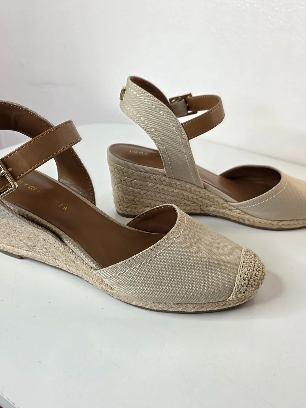Tommy Hilfiger Nilsa Beige Espadrille Wedge Sandals with Ankle Strap Size 8.5